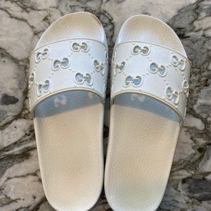 Used Women's White Gucci Slides